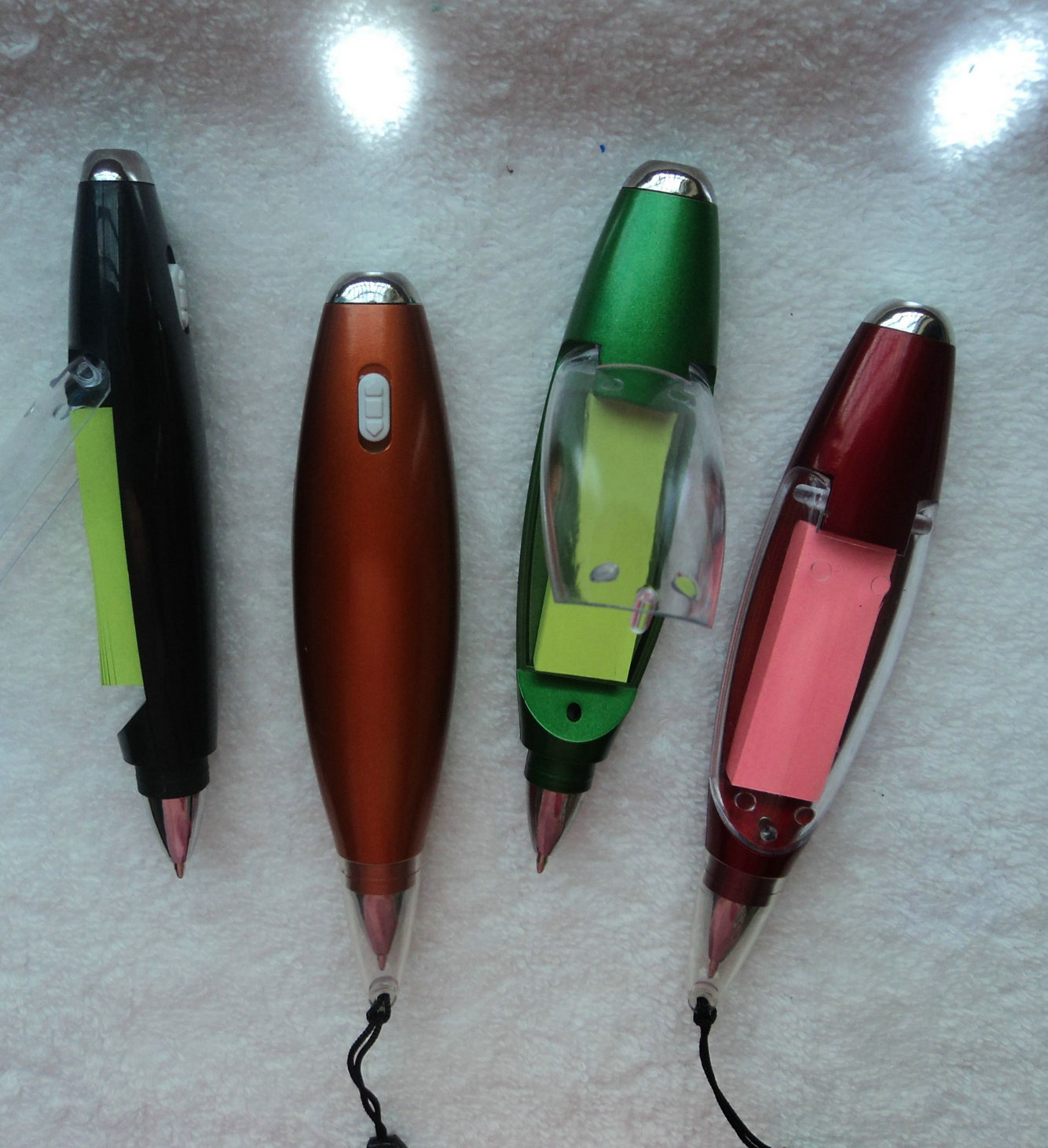light pen with post it.jpg